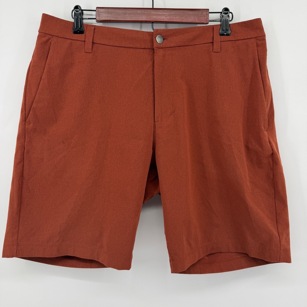Lululemon Commission Shorts Mens 34 Rust Orange Textured Performance Athleisure